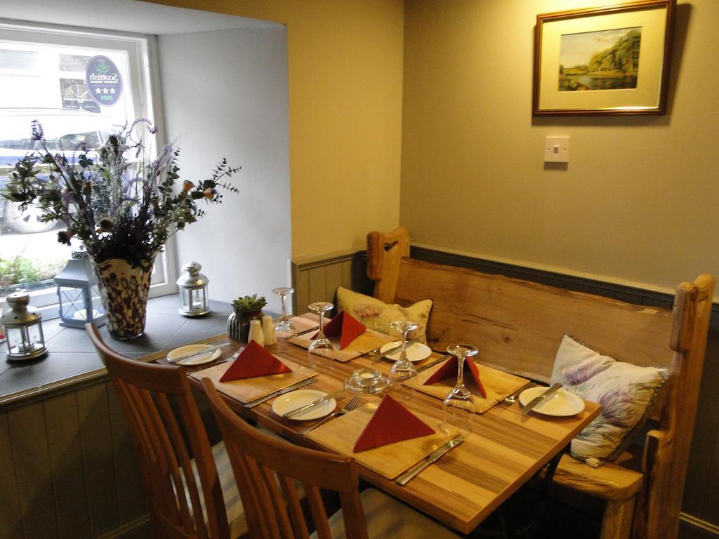 The Red Lion Inn Doune Extérieur photo