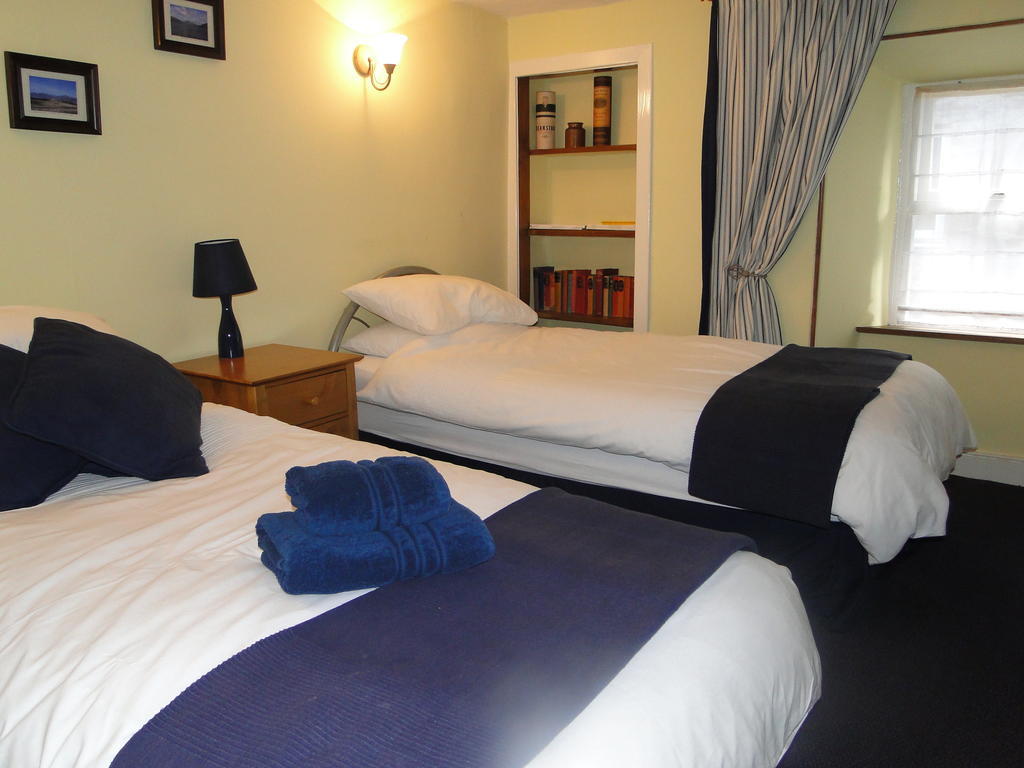 The Red Lion Inn Doune Chambre photo